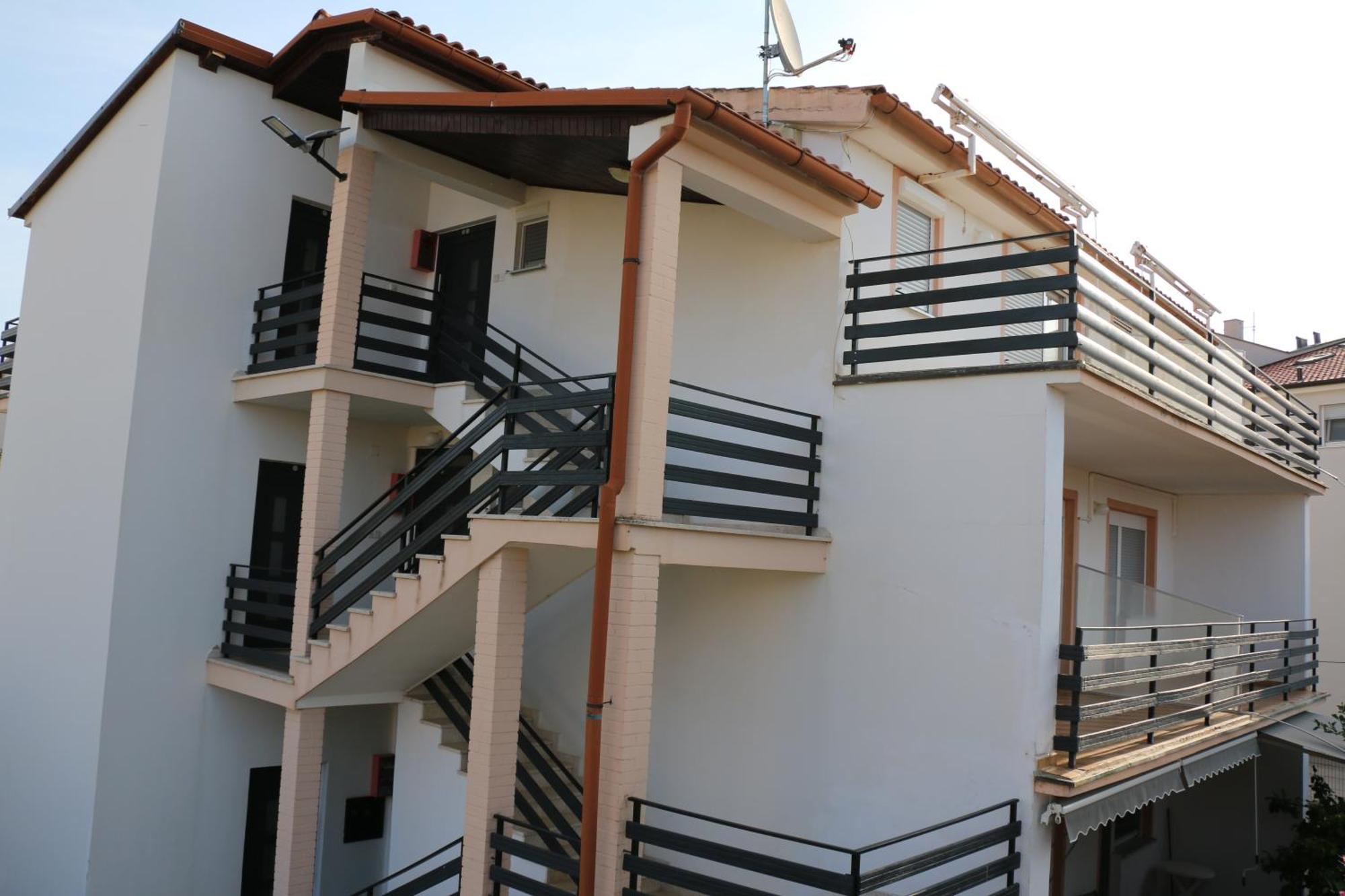 Apartmani Suhi Brod Медулин Екстериор снимка
