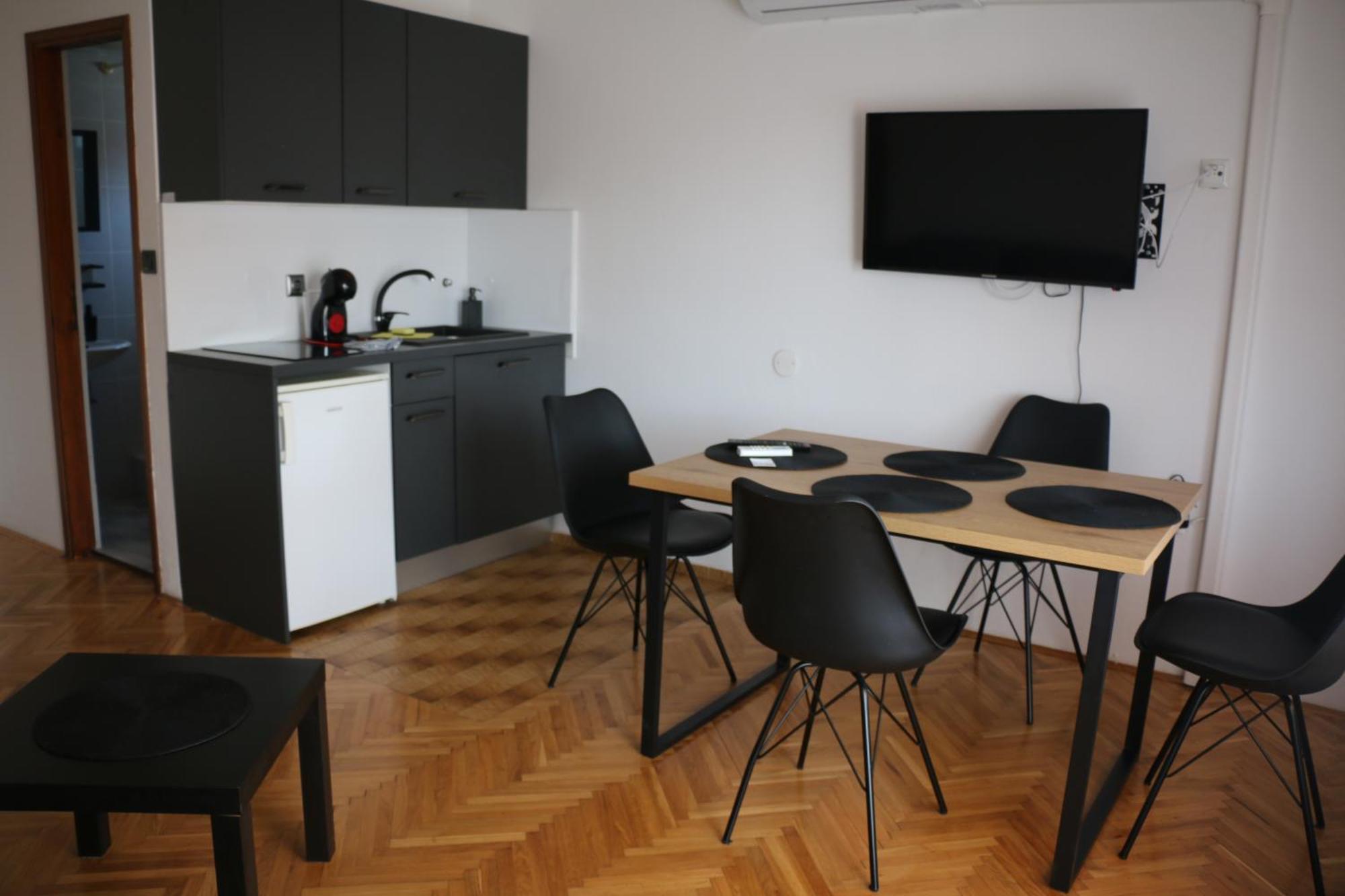 Apartmani Suhi Brod Медулин Екстериор снимка